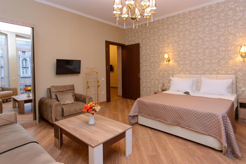 Dat Exx Apartments On Marjanishvili تبليسي المظهر الخارجي الصورة